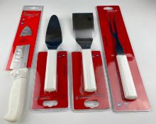 MUNDIAL 4 PIECE KITCHEN UTENSILS SET INCLUDING: