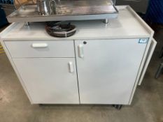 MOBILE WHITE KITCHEN ISLAND