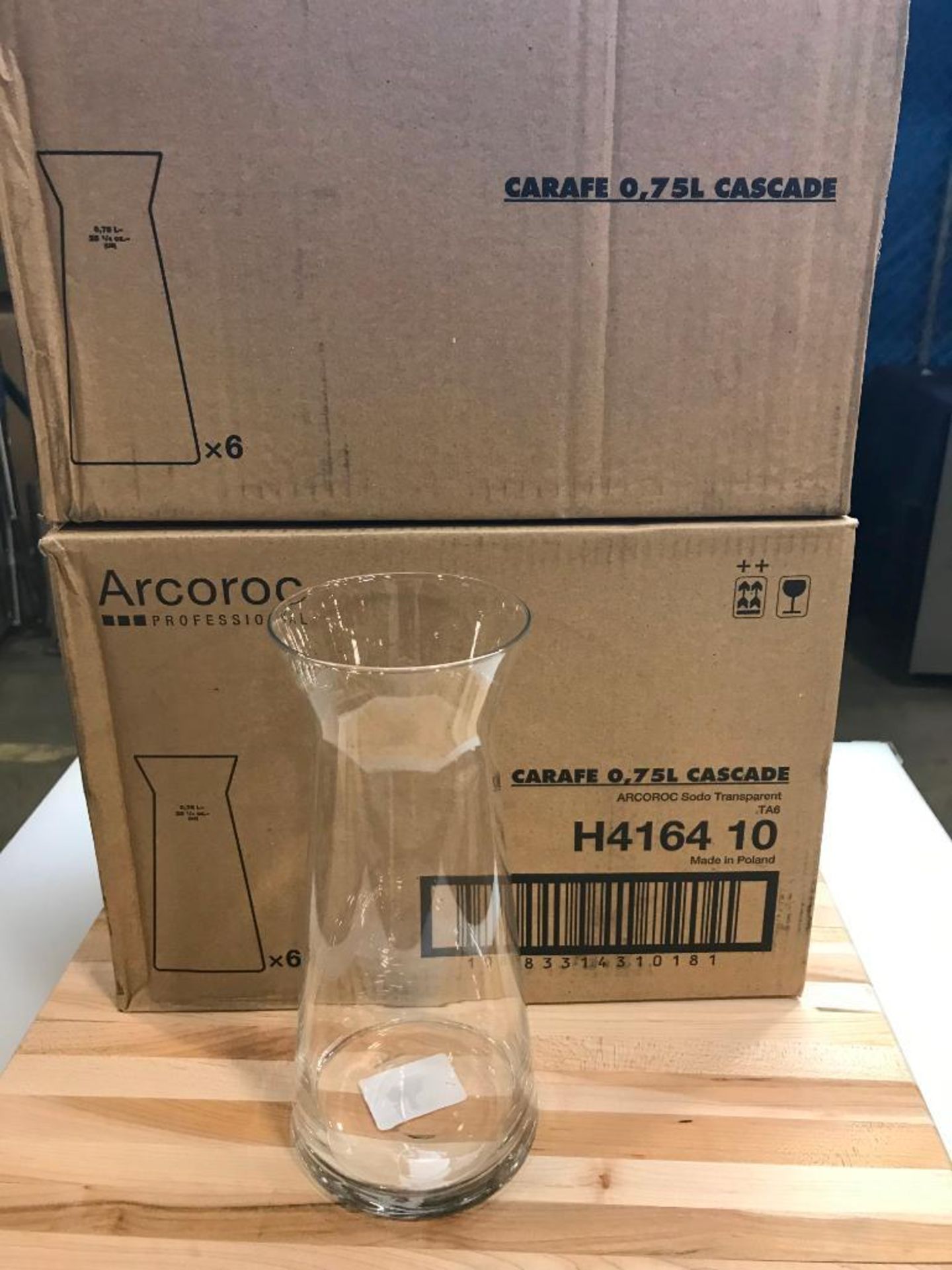 4 CASES OF ARCOROC H4164 CASCADE 25 OZ DECANTER - LOT OF 24 - NEW - Image 3 of 3