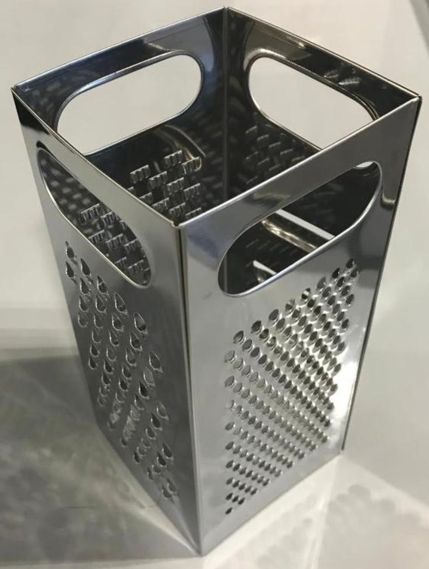 UPDATE INTERNATIONAL FOUR SIDED STAINLESS GRATER, GR-449 - NEW