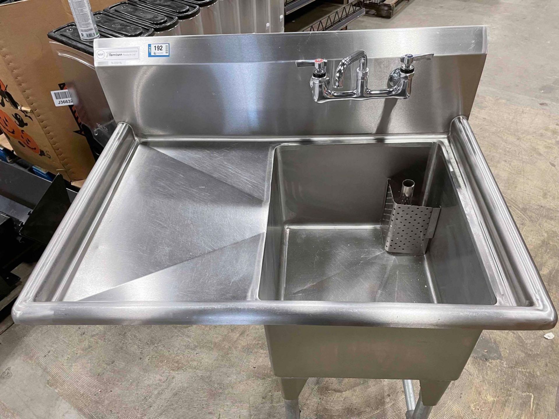 TARRISON TA-CDS1-18L SINGLE COMPARTMENT CORNER DRAIN SINK, LEFT DRAINBOARD AND TAPS - Image 2 of 6