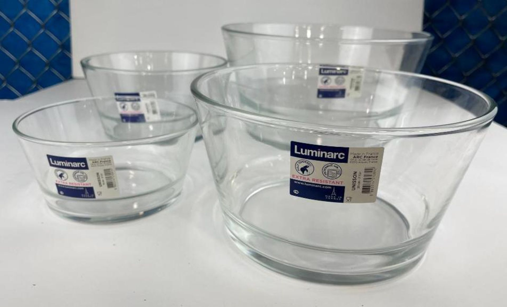 NEW ARCOROC UNISSON 4 PIECES GLASS BOWL SET - Image 3 of 4