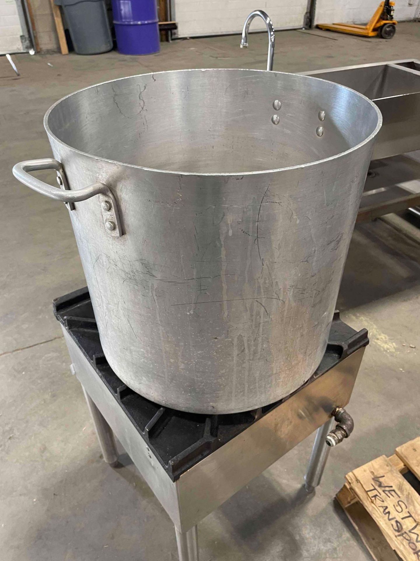 LARGE ALUMINUM STOCK POT - Image 3 of 3