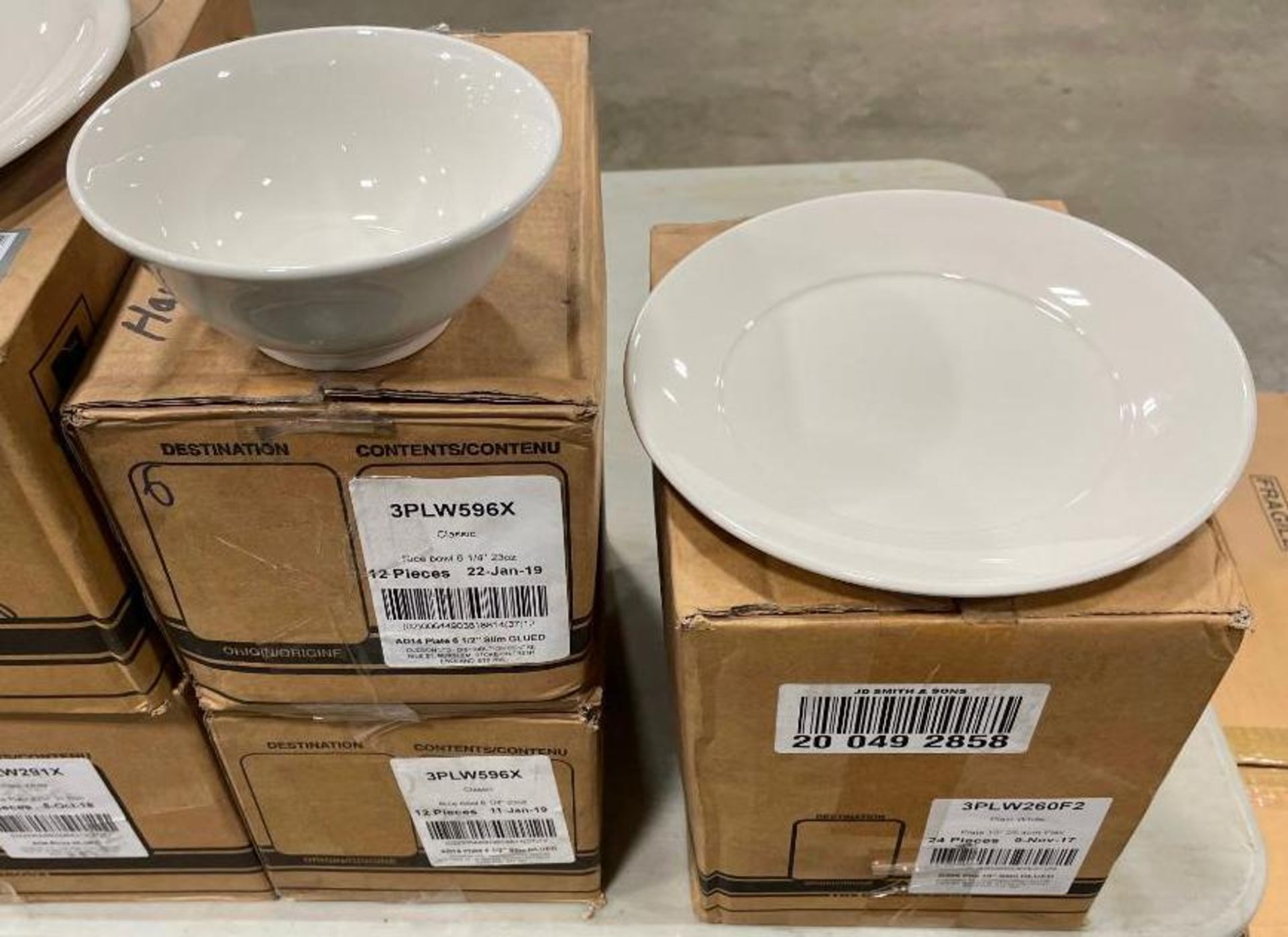 96 PIECE DUDSON CLASSIC DINNERWARE SET, MADE IN ENGLAND – NEW - Image 9 of 13