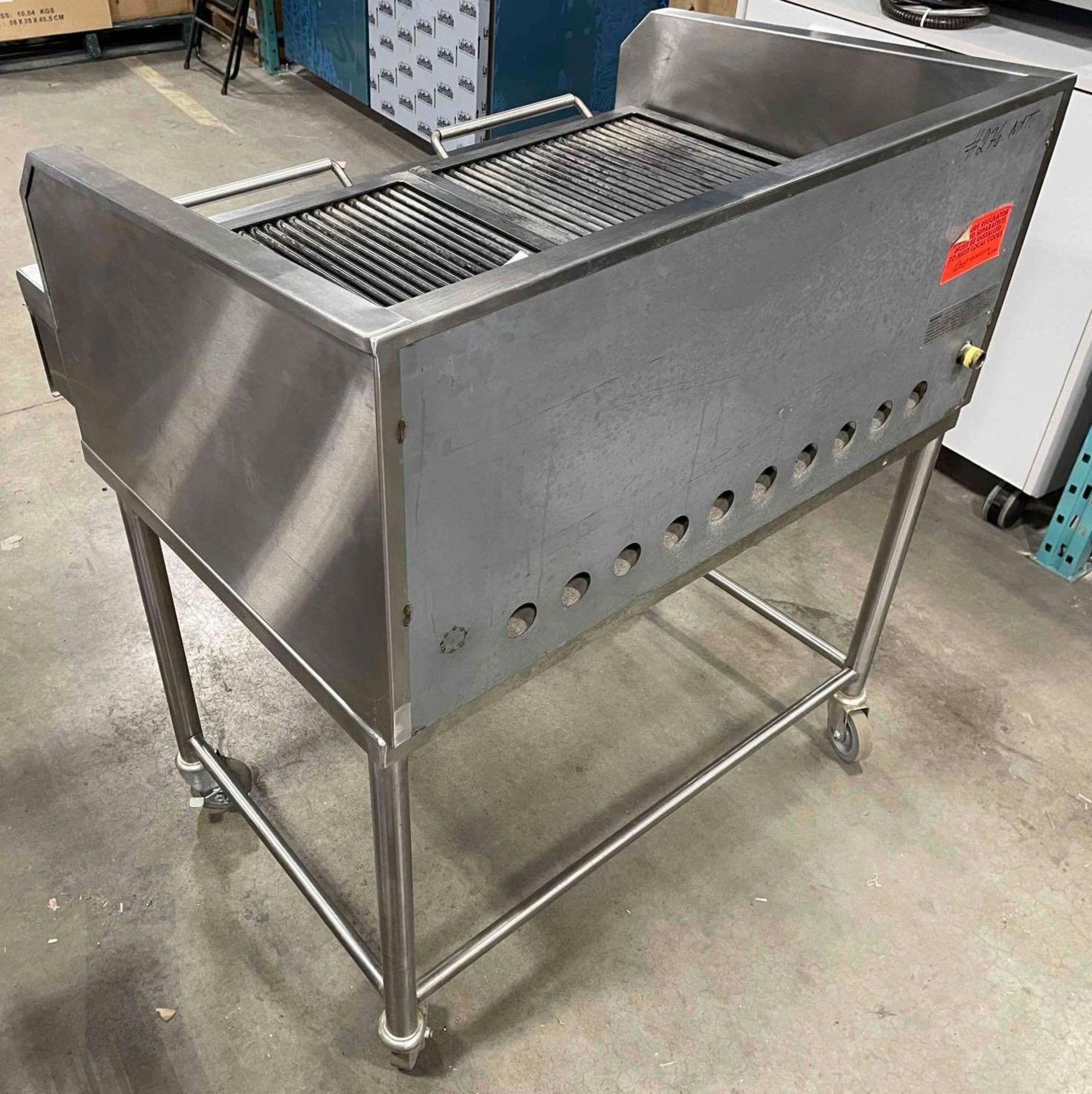 QUEST QGMB36 CHARBROILER WITH STAND - Image 4 of 10