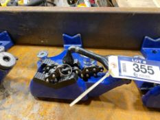 Westward 1/4" to 6" Chain Vise