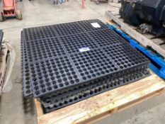 Pallet of (10) Compression Matting