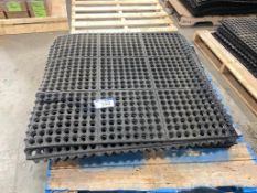 Pallet of (10) Compression Matting