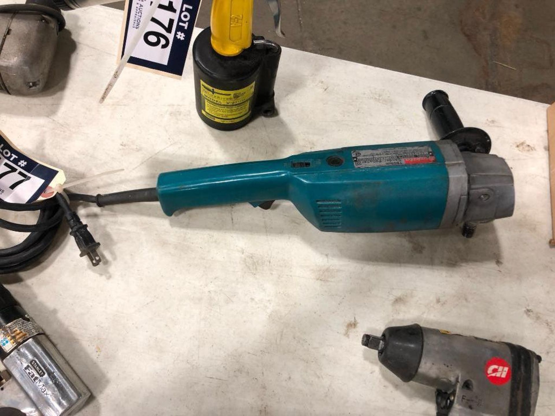 Makita 9207SPB Sander/Polisher