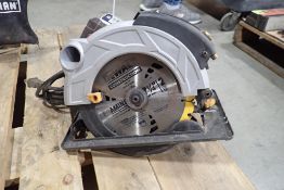 Chicago Electric 7 /14" Circular Saw w/ Laser Guide System
