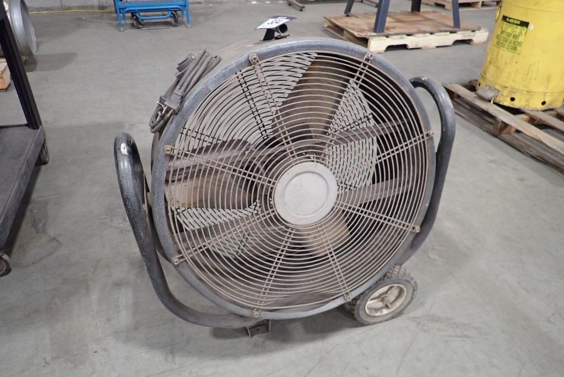 Powerfist HDV-24T Commercial Fan