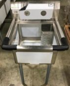 STAINLESS STEEL SINK 23.50"X23"X43.75"H - NEW