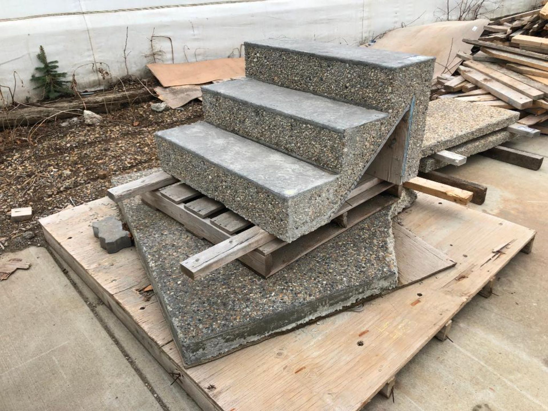 Lot of Asst. Concrete Pad and Concrete Steps - Image 2 of 3