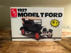 AMT ERTL 1927 Model T Ford 1/25 Scale Model