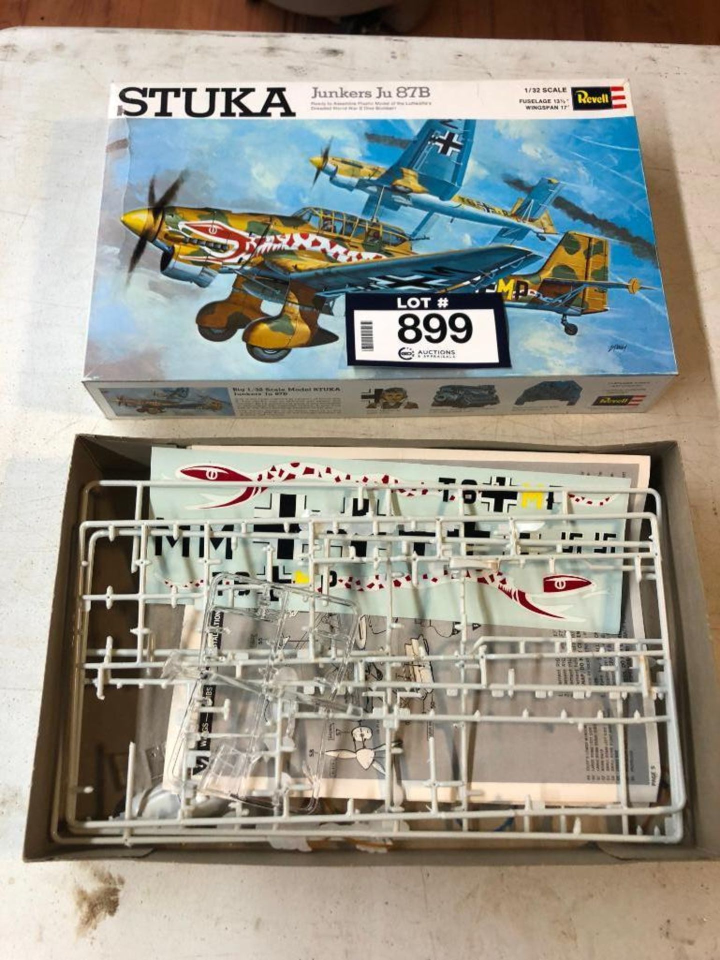 Revell Stuka Junkers Ju 87B 1/32 Scale *Box & Parts Only* - Image 2 of 2