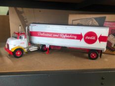 ERTL Coca Cola 1954 GMC Truck 1997 1/25 Scale Diecast Model with Box