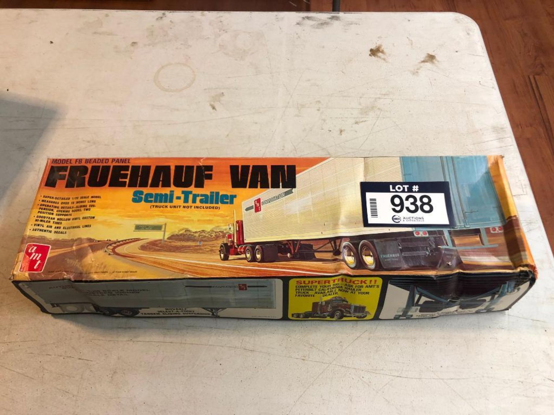 AMT Fruehauf Van Semi Trailer Model