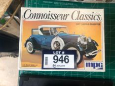 MPC Connoisseur Classic 1927 Lincoln Roadster 1/25 Scale Model