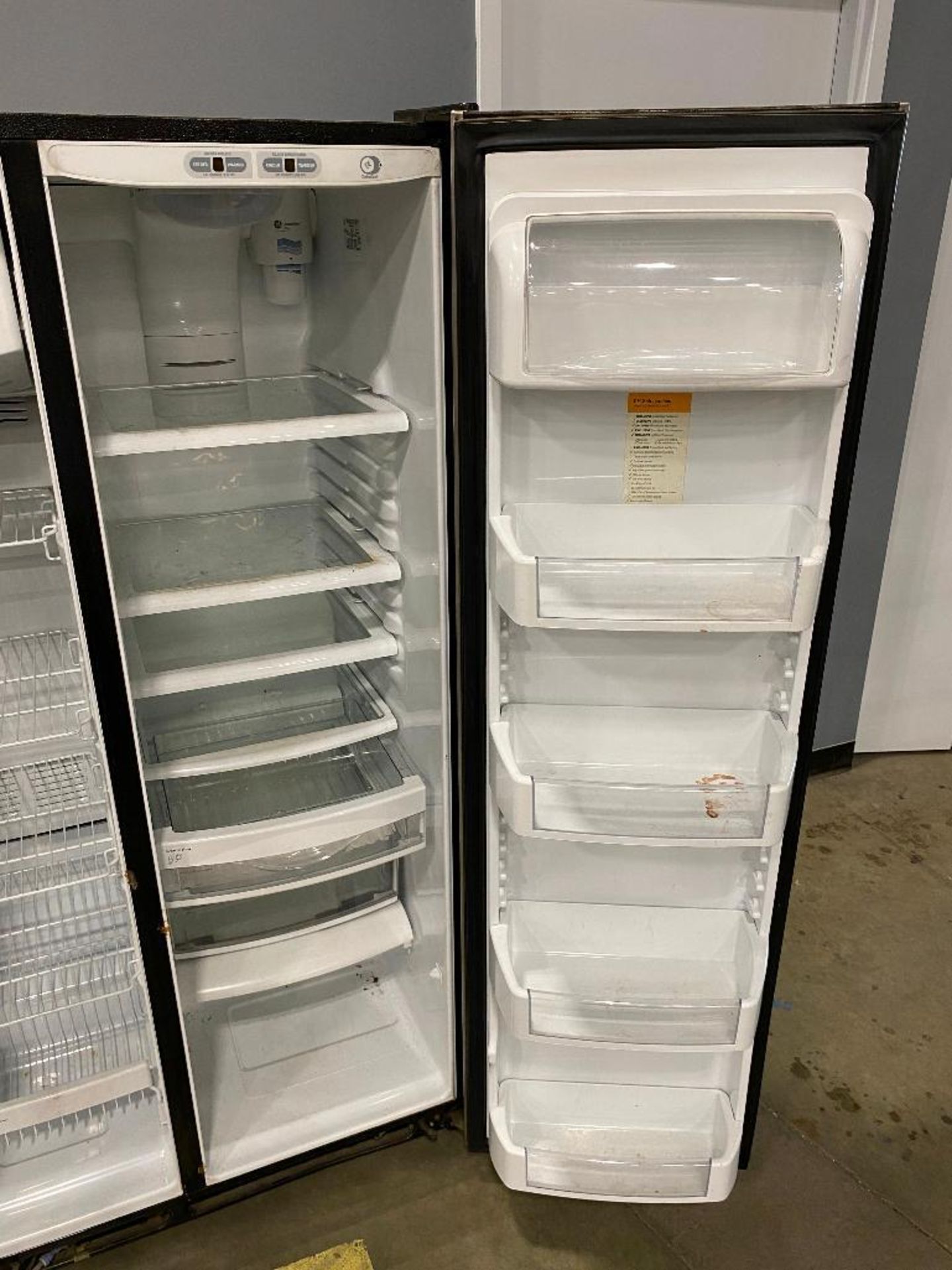 General Electric GSS25XSRC Refrigerator/ Freezer - Image 6 of 7