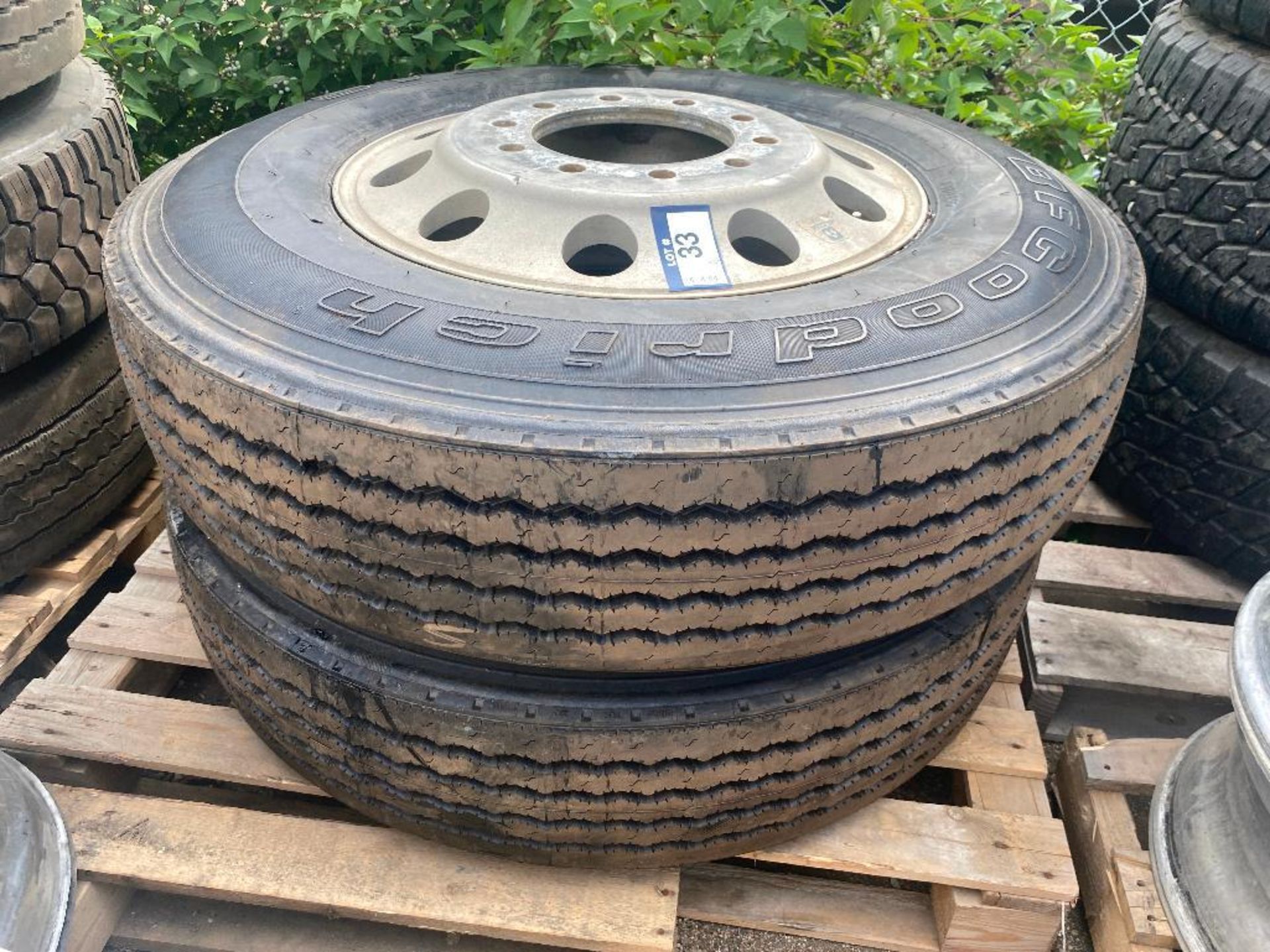 Lot of (2) 11R24.5 Tires - Image 3 of 5