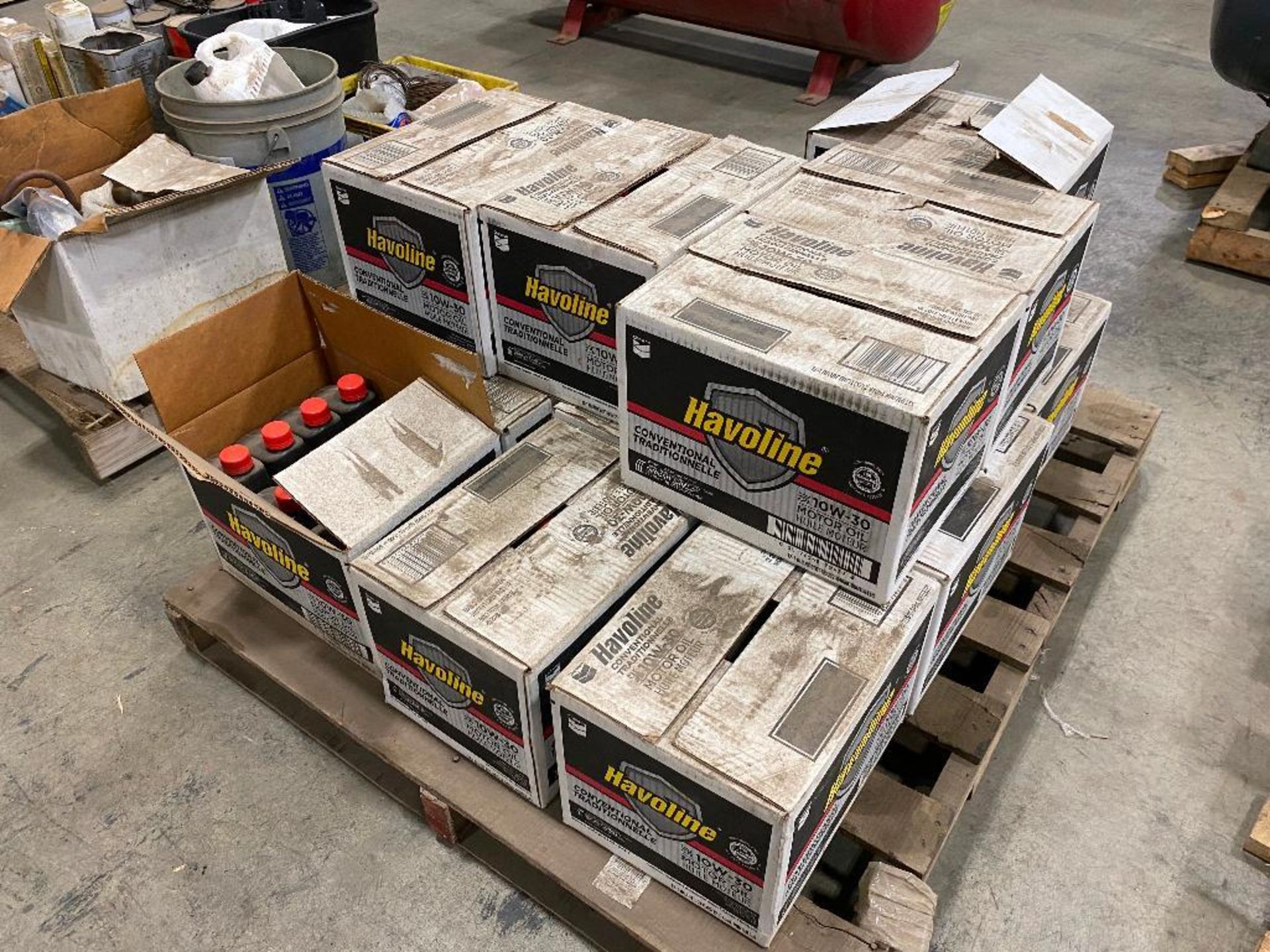 Pallet of (13) Cases of Havoline 10W-30 Motor Oil 12X1Qt - Image 2 of 5