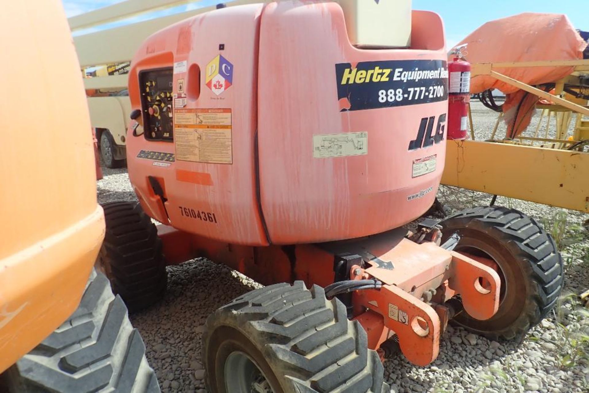 2006 JLG 450AJ SII Articulating 4WD Boom Lift. SN 0300094367. **LOCATED AT 14017-52 STREET NE** - Image 5 of 20