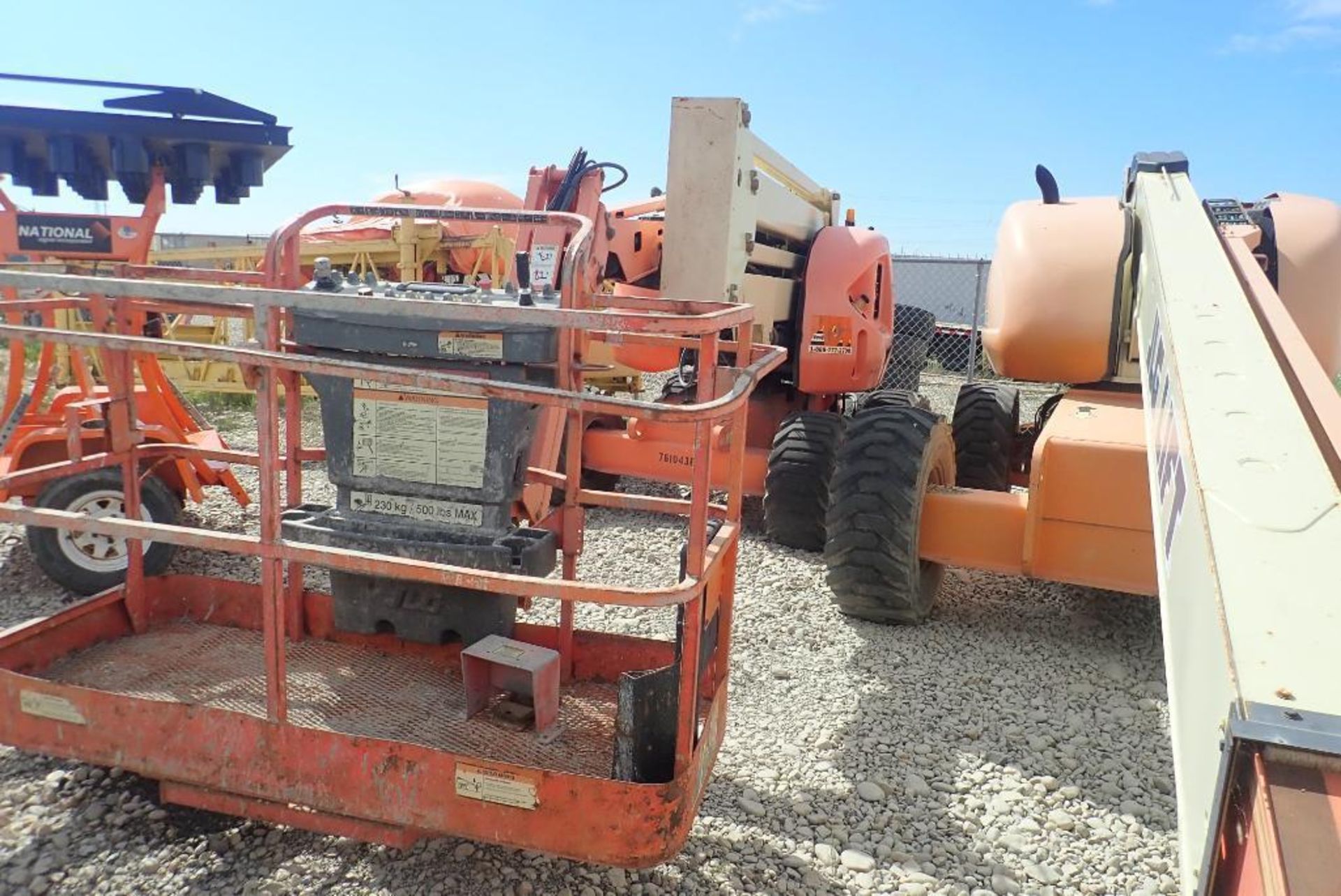2006 JLG 450AJ SII Articulating 4WD Boom Lift. SN 0300094367. **LOCATED AT 14017-52 STREET NE** - Image 2 of 20
