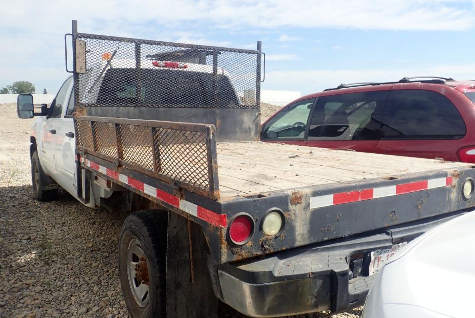 2010 Chevrolet Silverado 3500HD LT Crew Cab 4x4 Deck Truck. VIN 1GC4K0BG6AF138940. - Image 3 of 9