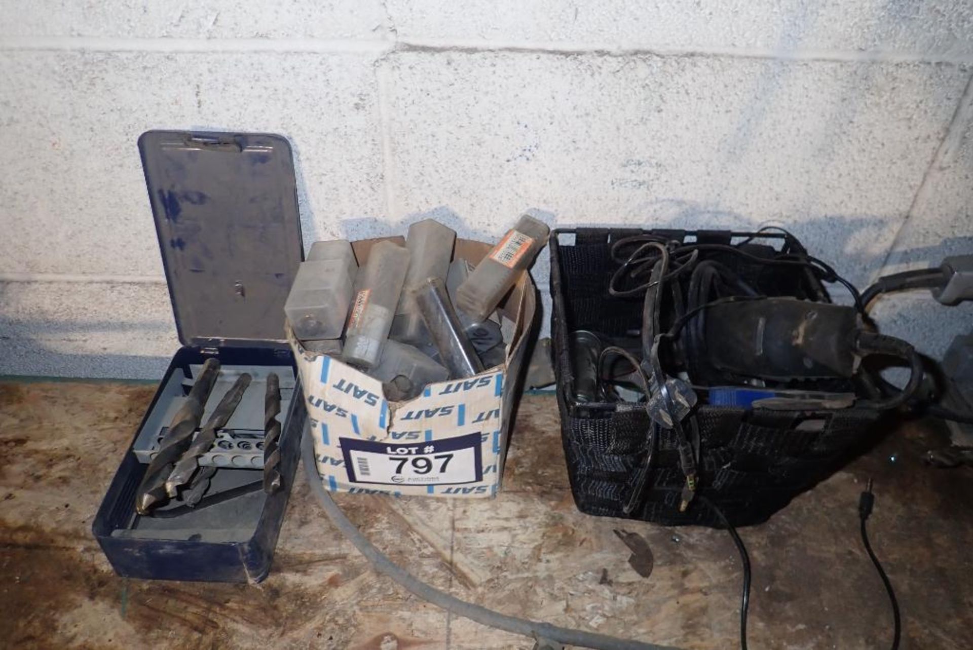 Lot of Drill Bits, Milling Tools, Engraver, etc.