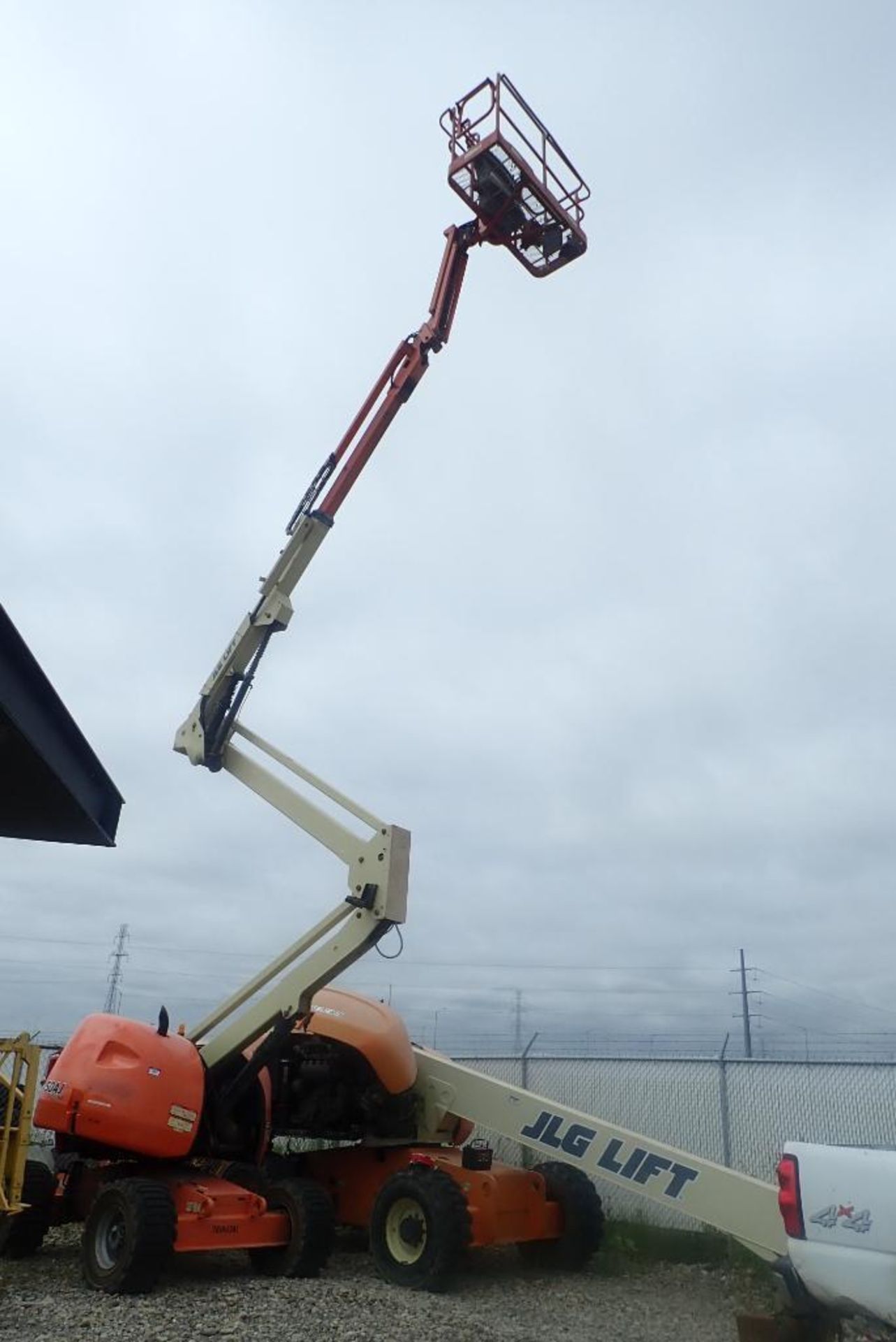2006 JLG 450AJ SII Articulating 4WD Boom Lift. SN 0300094367. **LOCATED AT 14017-52 STREET NE** - Image 11 of 20