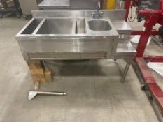 STAINLESS STEEL UNDER BAR SINK. **LEG NEEDS REPAIR**