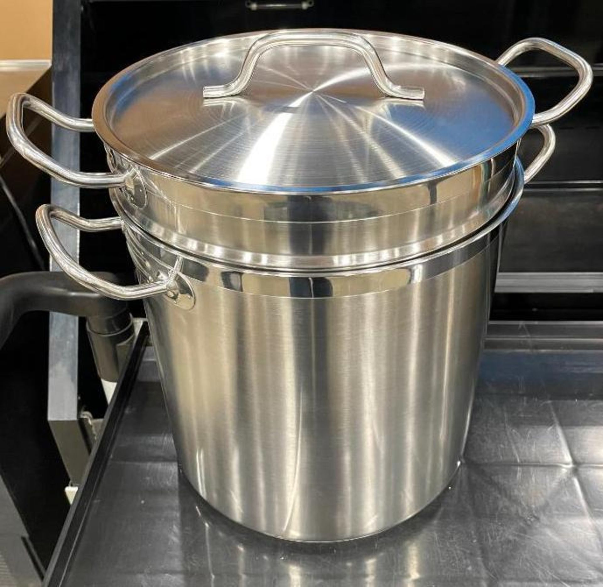 20QT HEAVY DUTY STAINLESS STOCK POT INDUCTION CAPABLE & STEAMER BASKET, JR 47202 & 47204 - NEW - Image 2 of 6