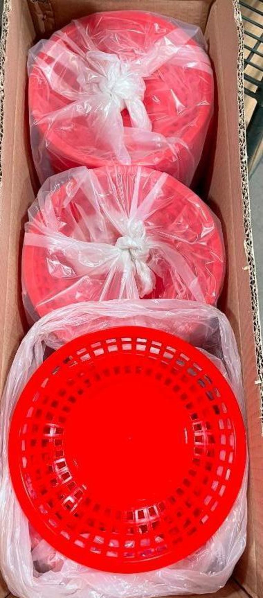 8" RED ROUND PLASTIC FOOD BASKET, JOHNSON ROSE 80752 - LOT OF 108 - NEW - Image 4 of 4
