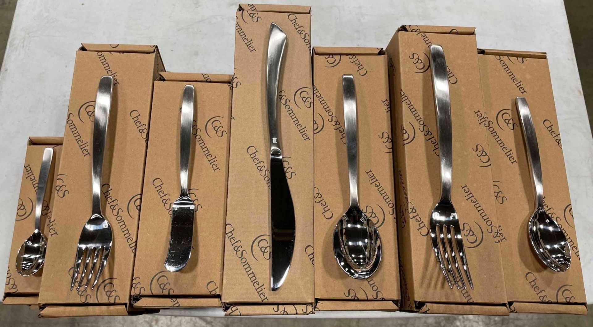 NEW 252 PIECES CHEF & SOMMELIER KYA SILVERWARE SET INCLUDING: