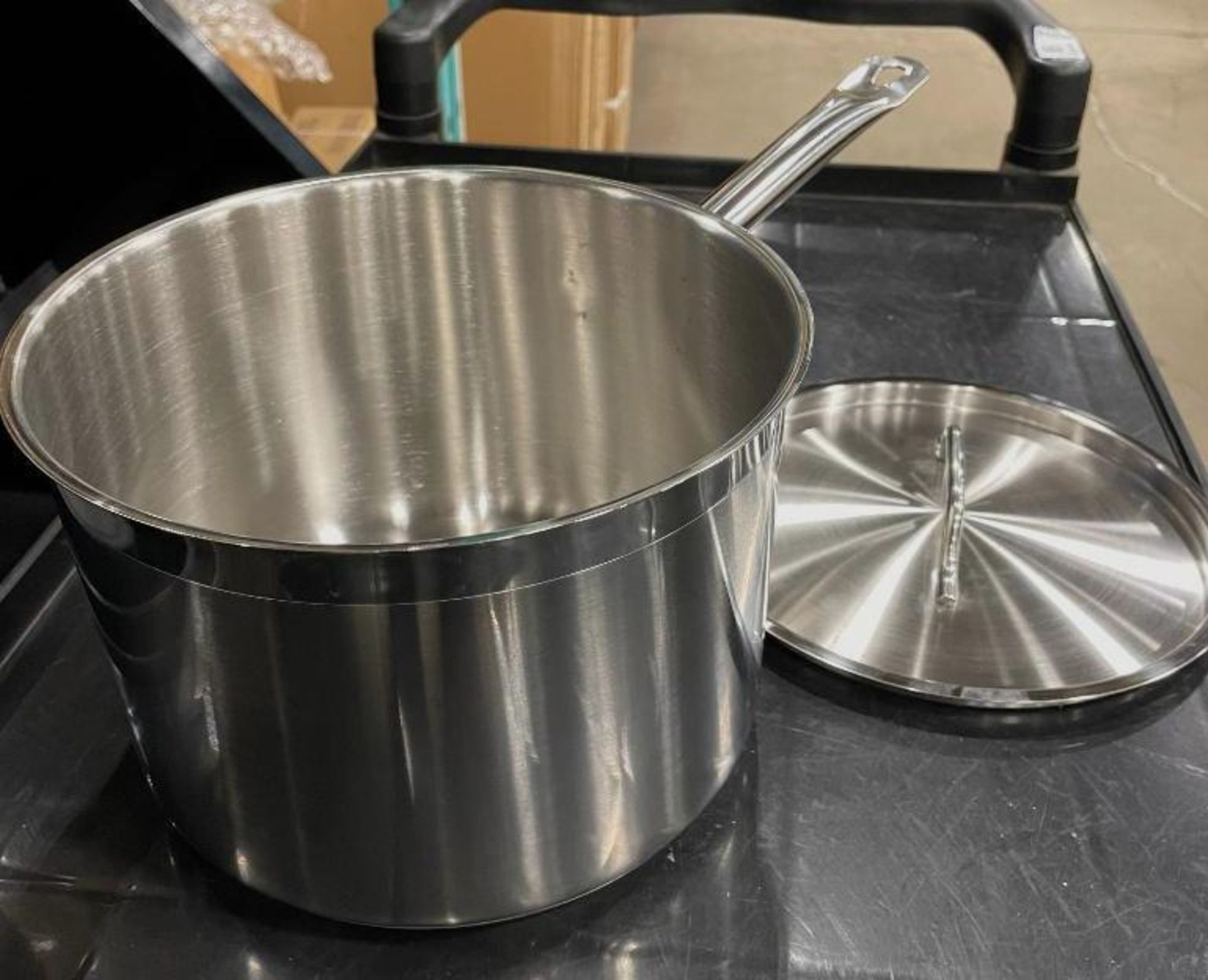 6QT HEAVY DUTY STAINLESS SAUCE PAN INDUCTION CAPABLE, JR 47662 - NEW - Image 5 of 6