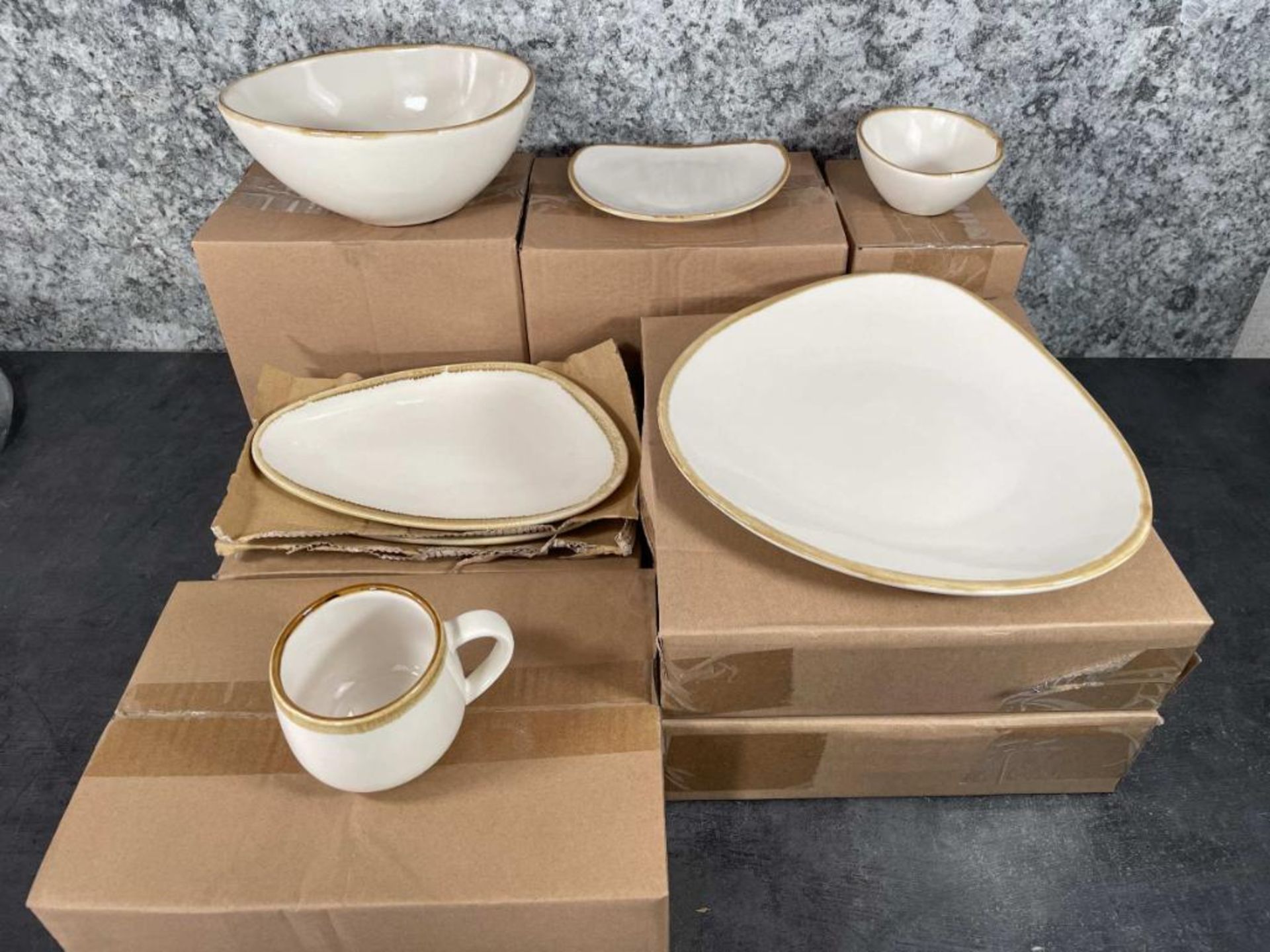 WHITE TERRASTONE PORCELAIN DINNERWARE SET - LOT OF 36 (6 EACH)