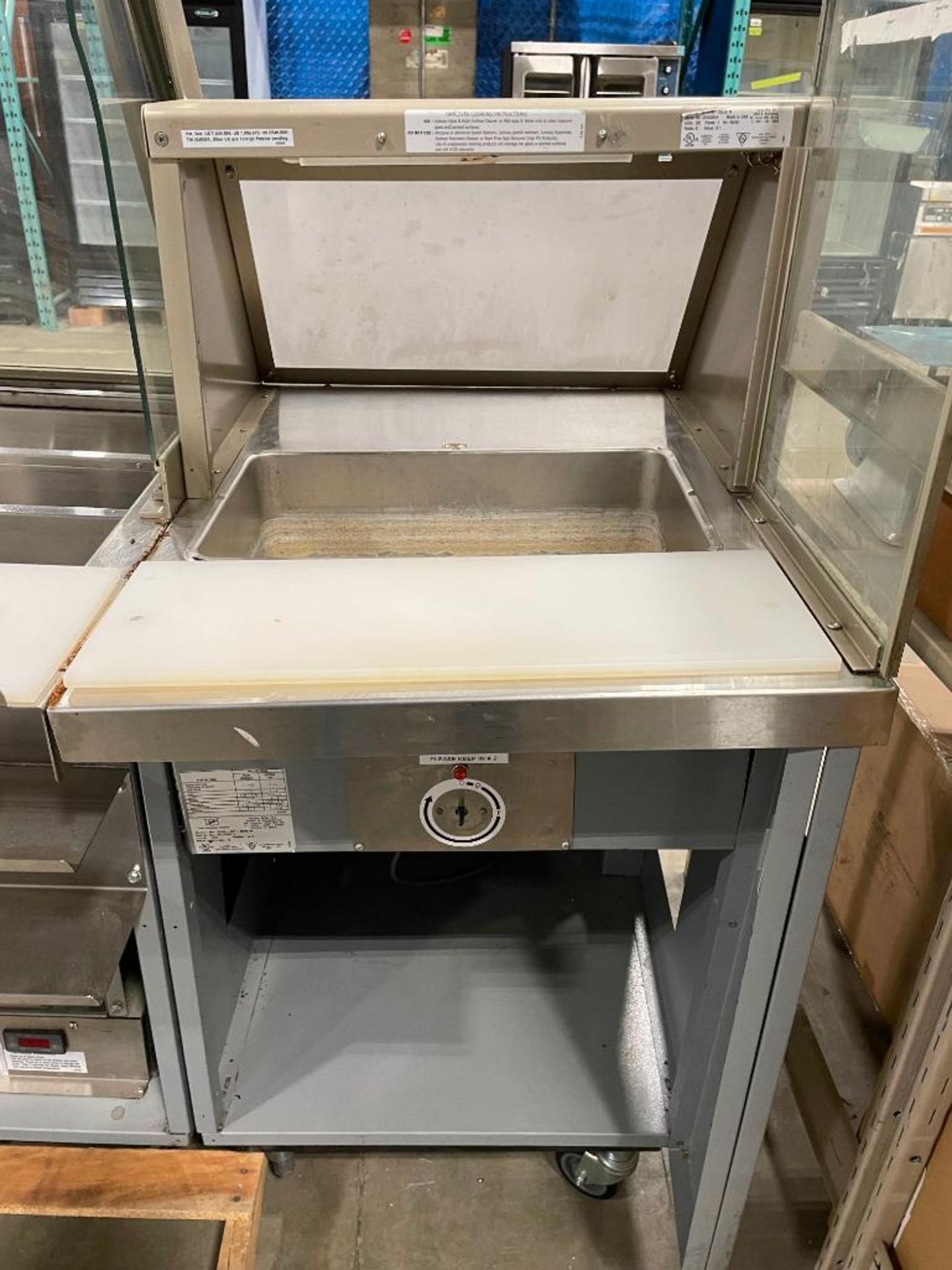 DUKE 85" REFRIGERATED PREP TABLE WITH DISPLAY FRONT GLASS WINDOW/DAY COVER & SINGLE STEAM TABLE - Image 6 of 15