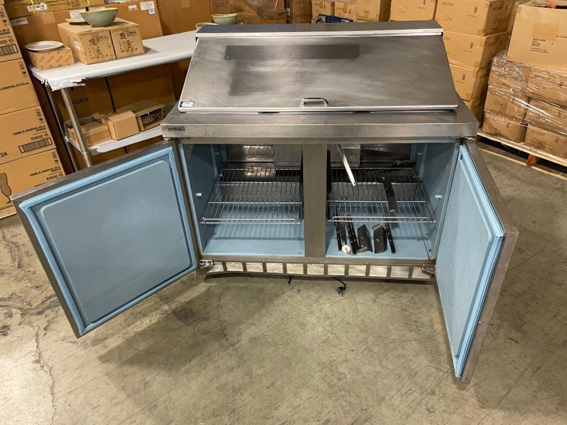 DELFIELD 4448N-18M 48" DOUBLE DOOR MEGA TOP REFRIGERATED SANDWICH PREP TABLE - Image 2 of 9