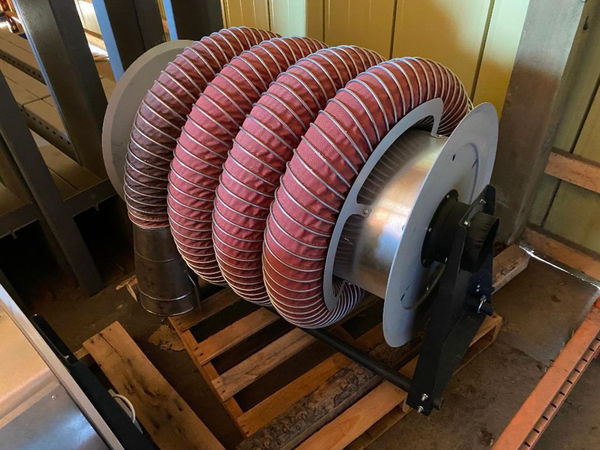 AQC Dust Maxireel XL Reel Exhaust Hose System w/ Greenheck 7-IPA-SD-10 Industrial Process Fan - Image 2 of 11