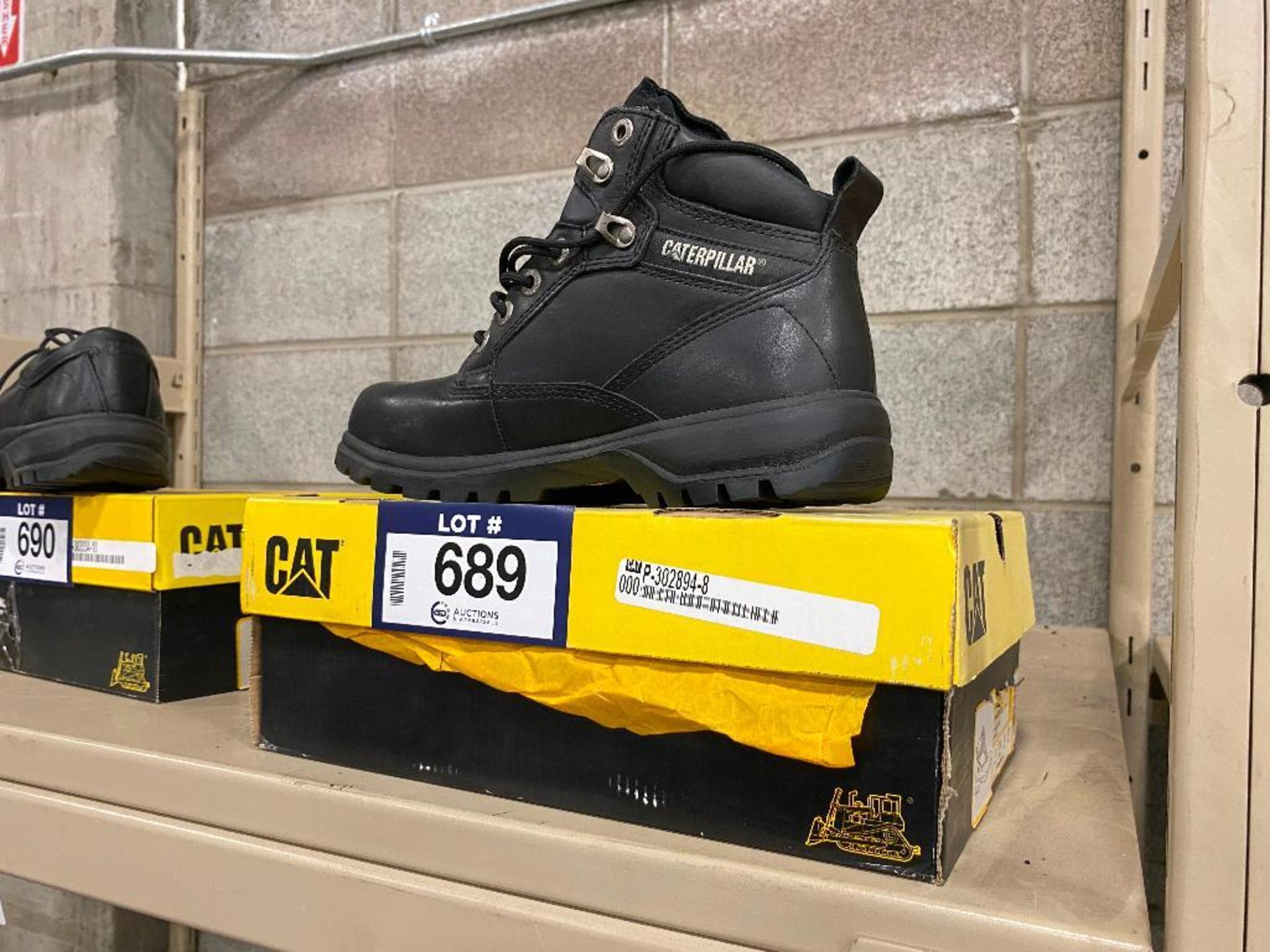 CAT Kitson CSA Work Boot - Size: 8 - Image 2 of 3
