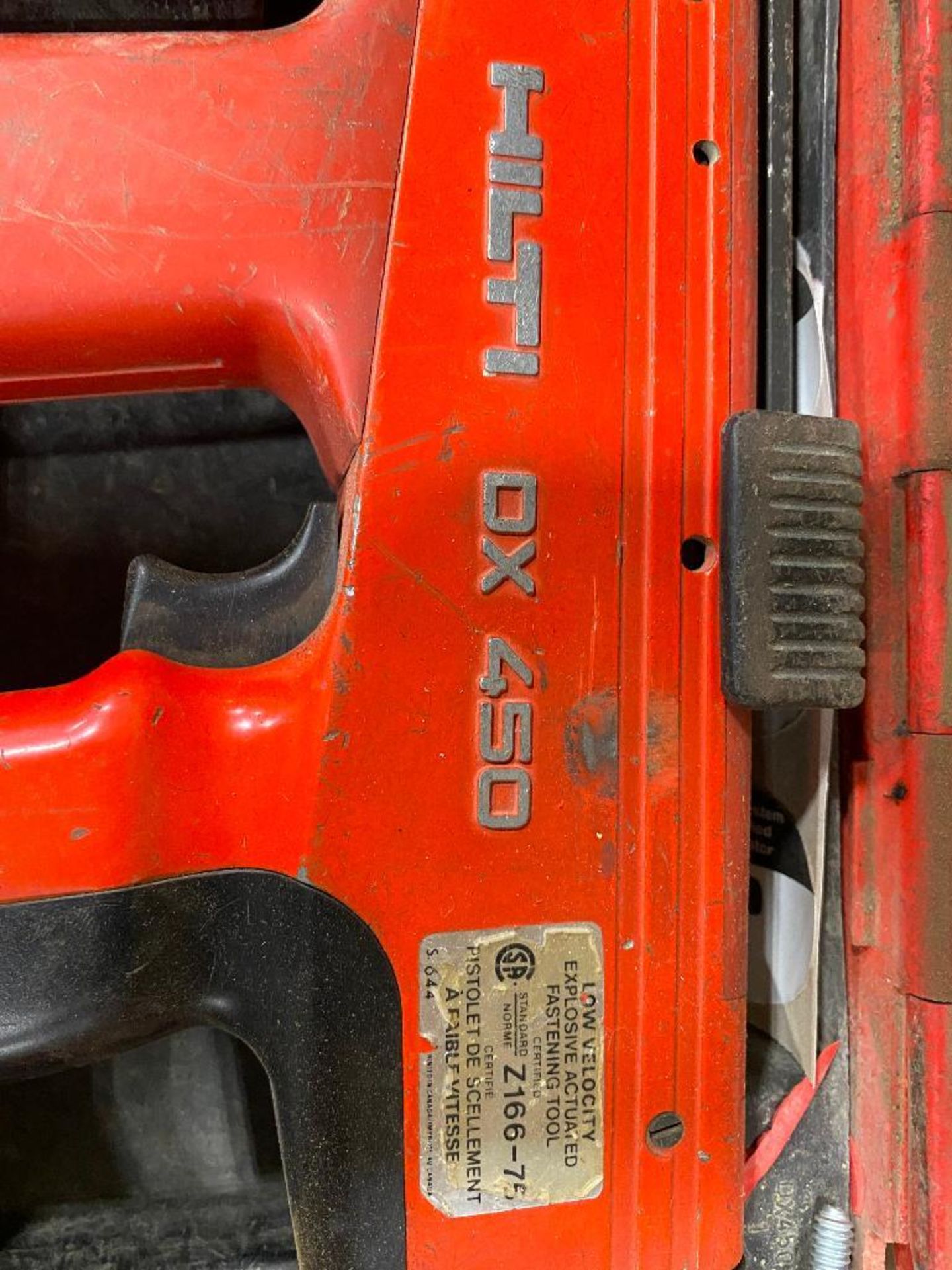 Hilti DX450 Explosive Actuated Fastening Tool - Image 3 of 3