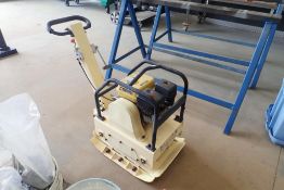 Loncin MS160 Gas Powered Plate Tamper w/Loncin 196CC 6.5hp Gas Engine.