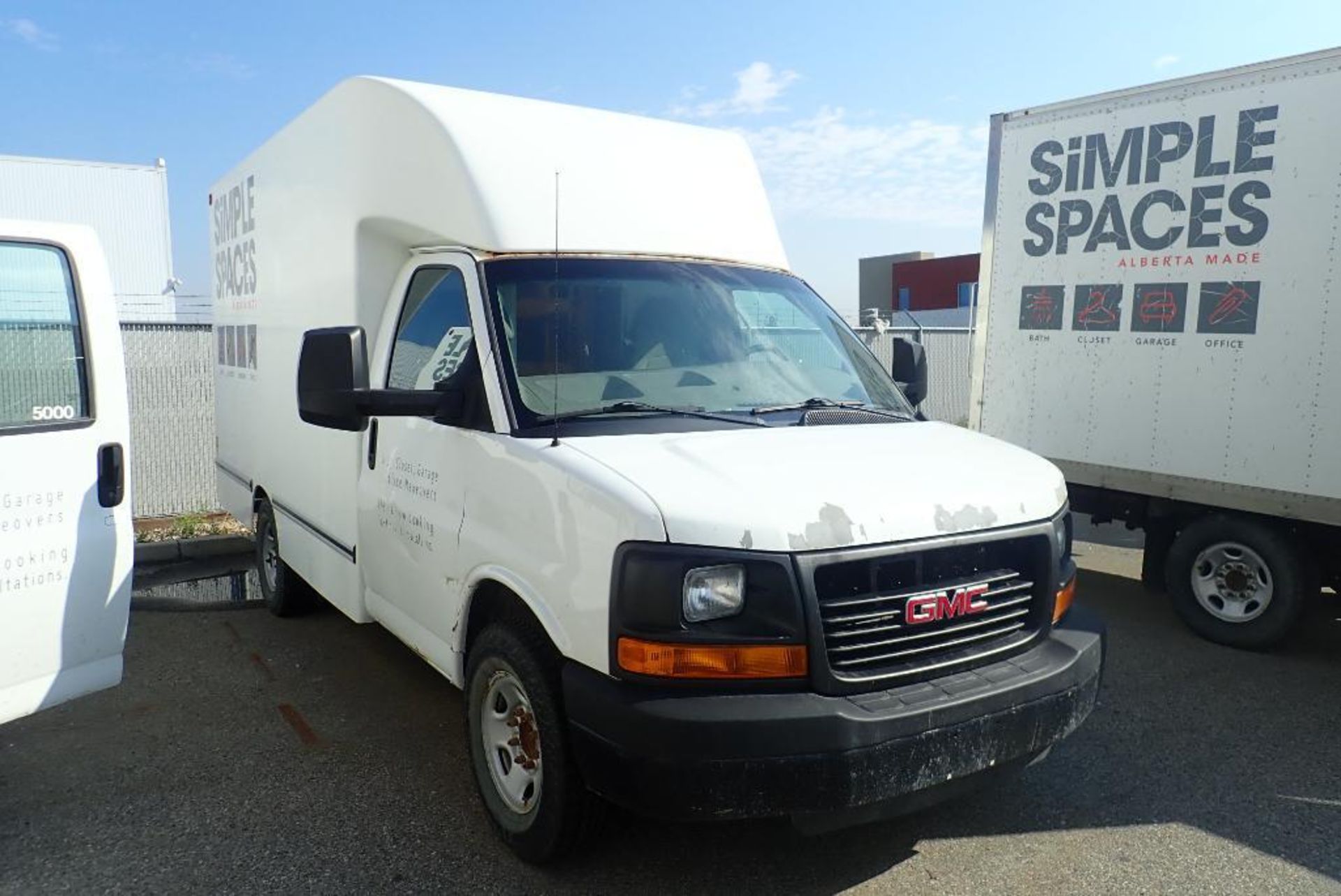 2012 GMC Savana 3500 Cutaway Van Truck. VIN 1GD072BA2C1115318. - Image 2 of 7