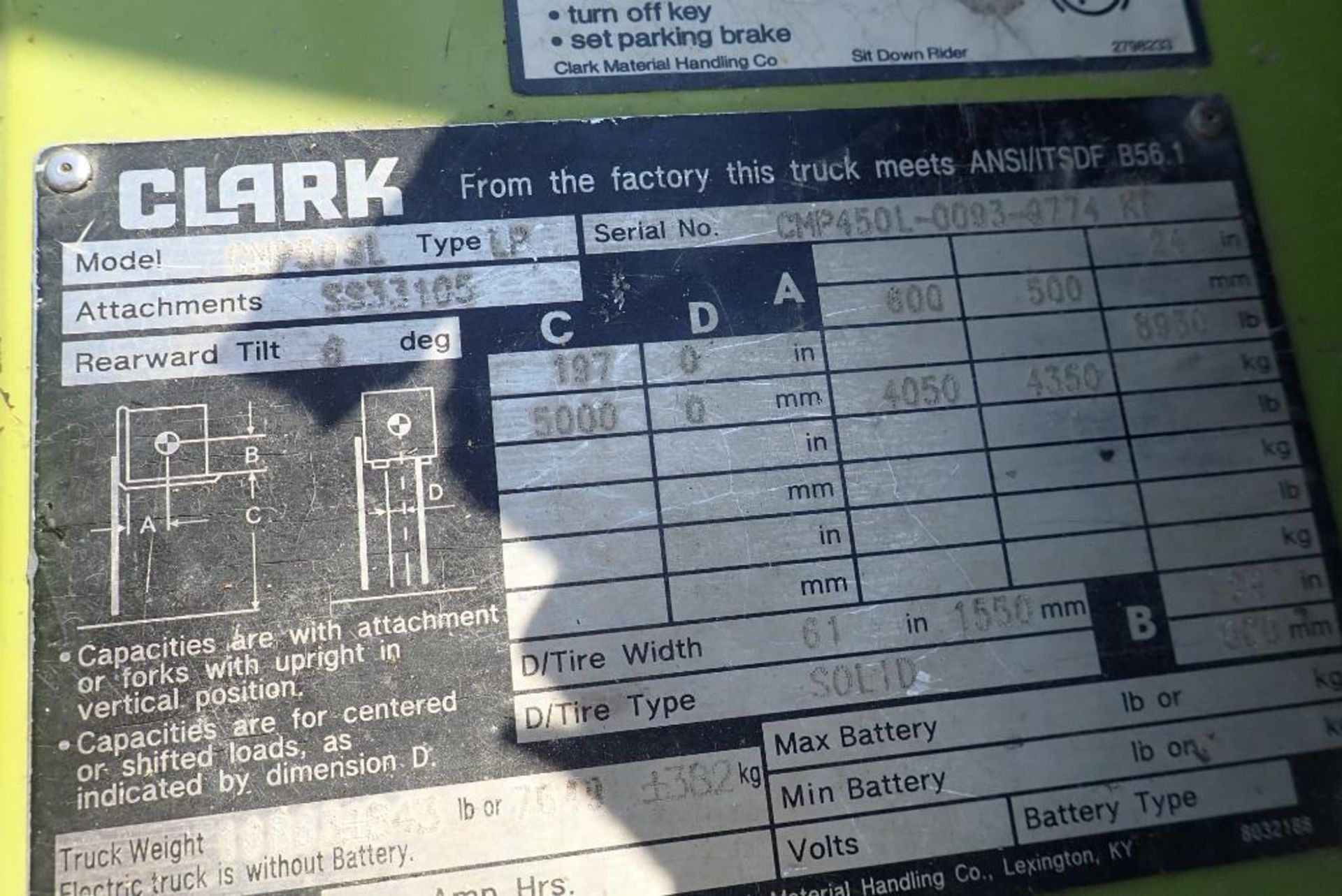 Clark CMP50SL Duel Fuel 8,000lbs Capacity Forklift. SN CMP450L-0093-9774 KF. - Image 4 of 4