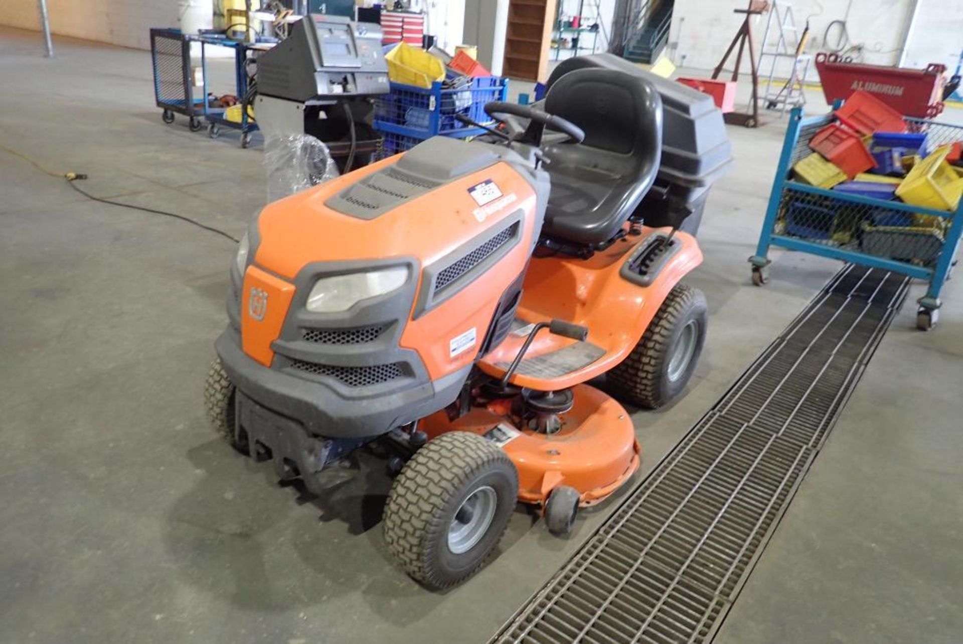 Husqvarna YTH 21K42 Gas Ride-On Mower w/ Collection Bag.