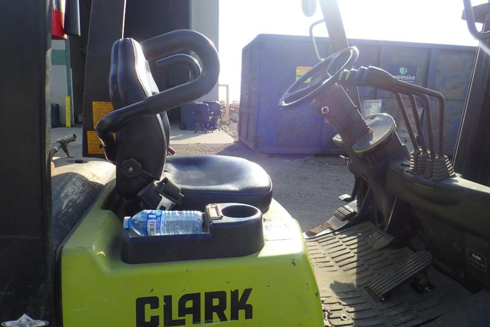 Clark C30L 5,000lbs Capacity LPG Forklift. SN P232L-0198-9572KF. - Image 4 of 6