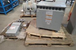 Lot of Beaver 225Kva, 600V/480V Transformer and Cutler-Hammer Heavy Duty Safety Switch.