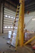 Featherlite 12' Fiberglass/Aluminum Step Ladder.