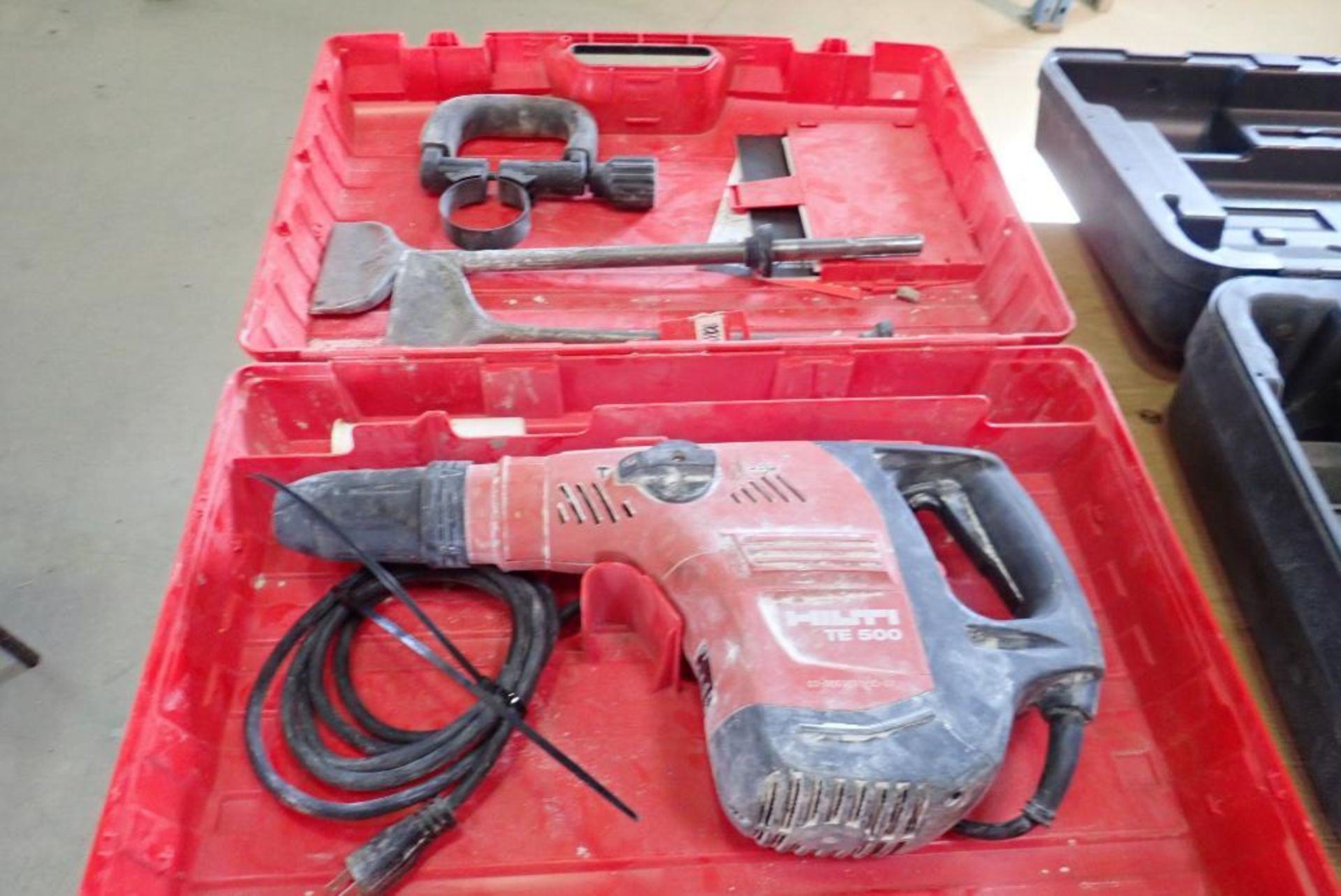 HILTI TE 500 Breaker.