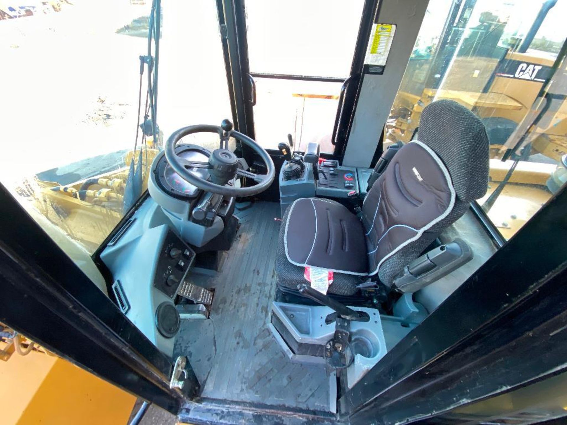 2008 CAT 938G Wheel Loader VIN: CAT0938GJCRD02532 - Image 11 of 18